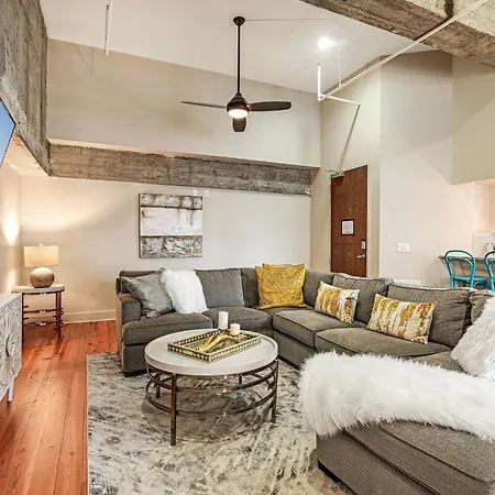 Upscale Condos And Penthouses Close To Canal And Bourbon St